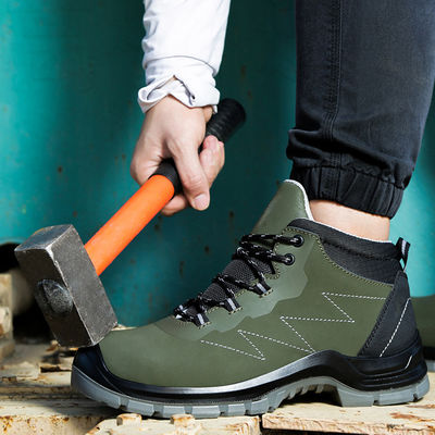 Ασφαλιστικές μπότες αντιστατικής ασφάλειας που συμμορφώνονται με το πρότυπο EN ISO 20345 με πιστοποιημένη αντοχή στην ολίσθηση από την SRC και με αναπνευστική επένδυση από δίχτυ